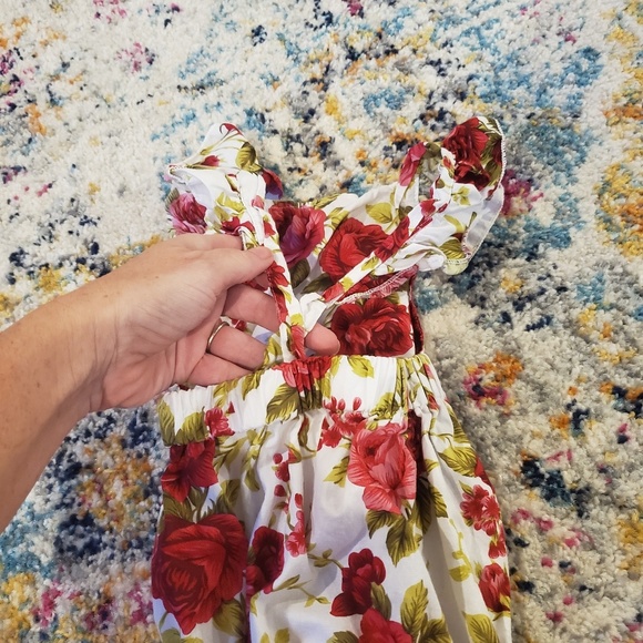 Set of 4, baby girl ruffle rompers - Picture 7 of 8